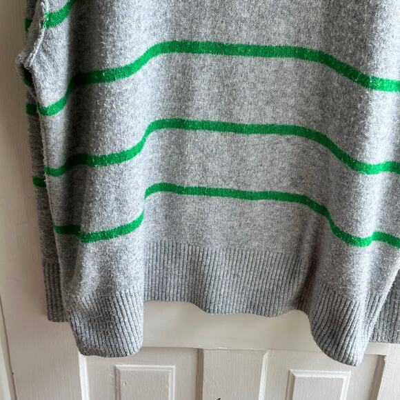 Aerie Unreal Striped Sweater Oversized Gray Green - Picture 5 of 9